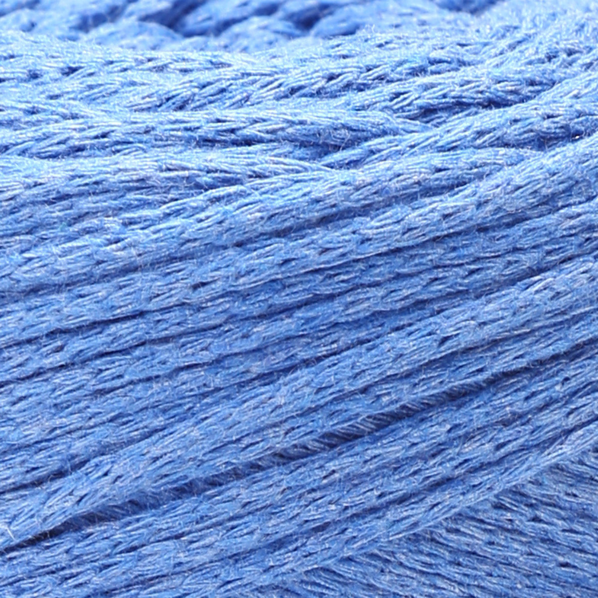 Donkerblauw